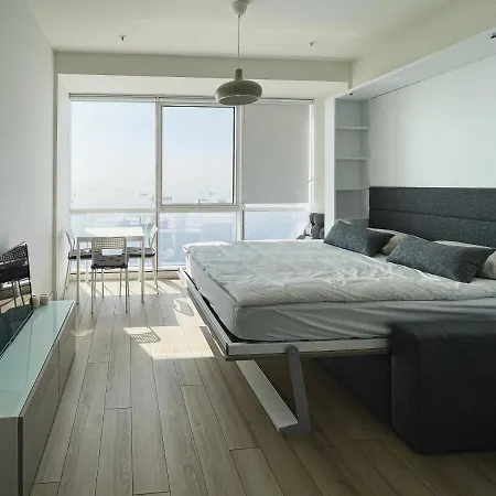Peaceful Seaside Flat In Kartal