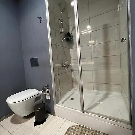 Peaceful Seaside Flat In Kartal