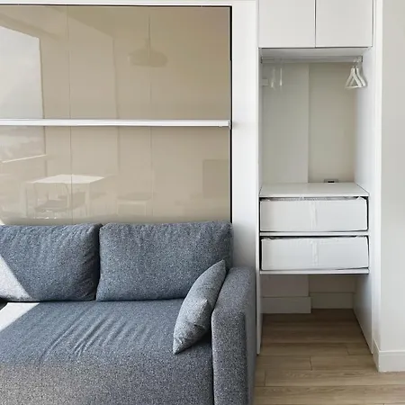 Peaceful Seaside Flat In Kartal شقة